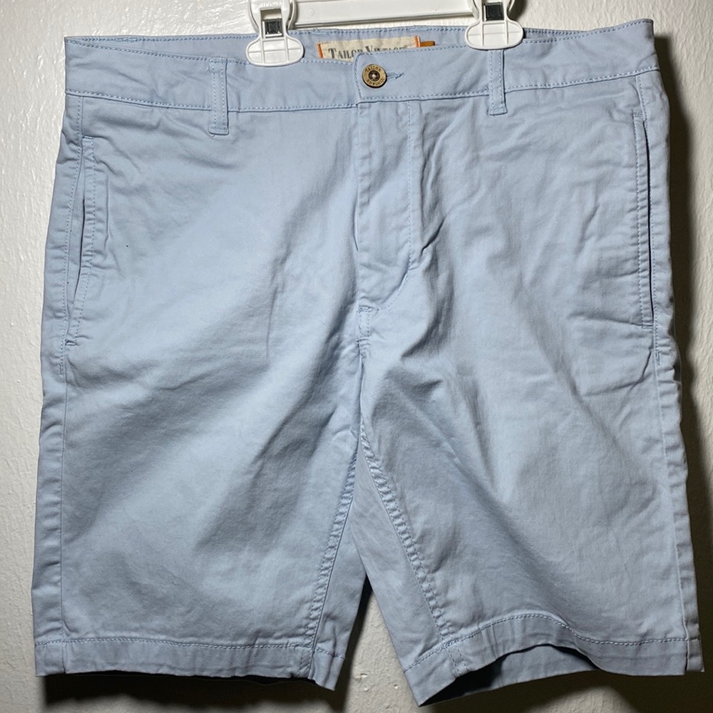 Used in perfect condition blue Taylor vintage short